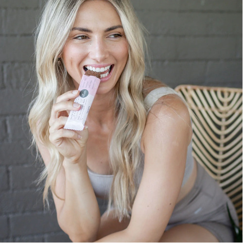 White Choc Cashew & Macadamia - Collagen & Protein Bar